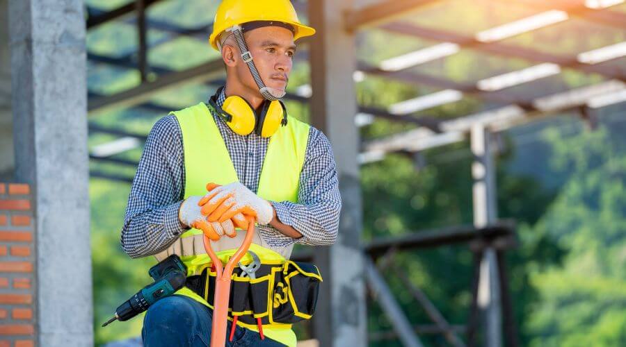 Professional gutter cleaning in Bergton, VA